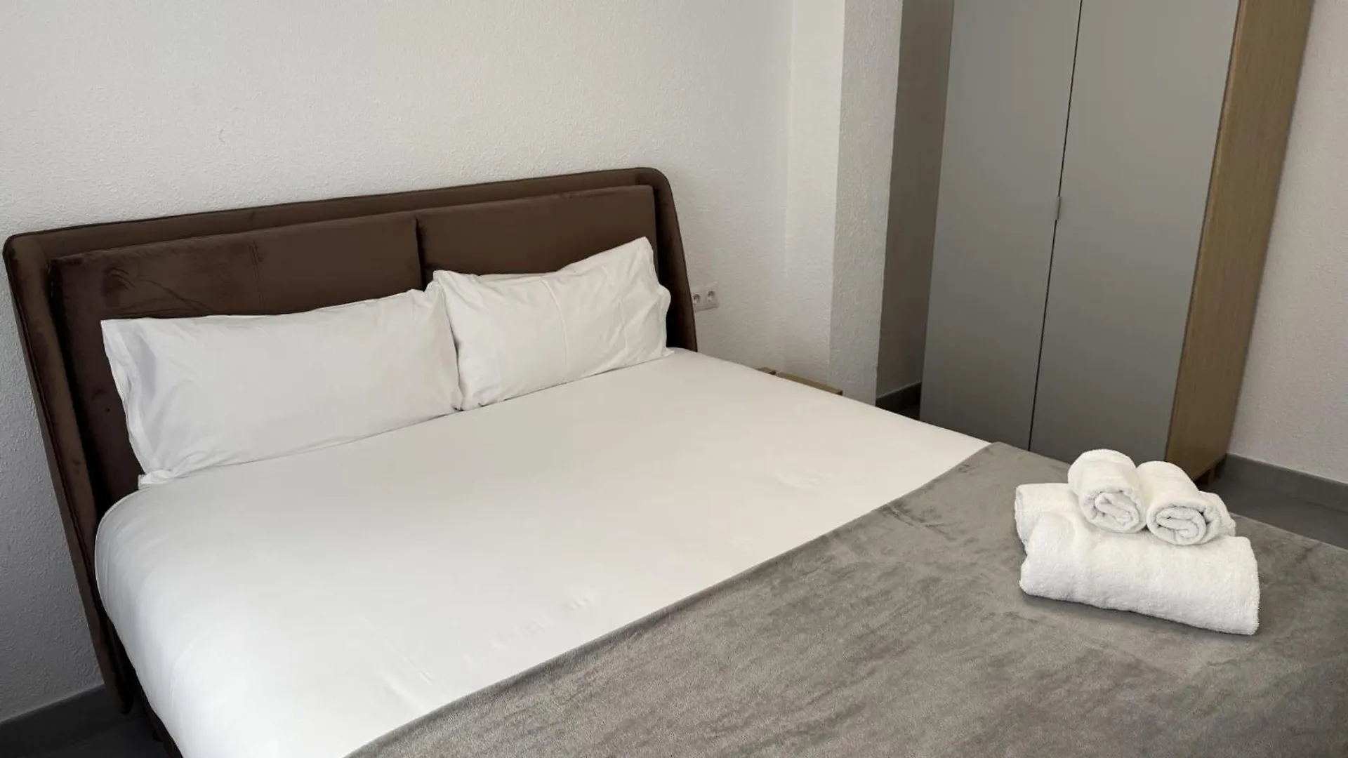Apartment A 20 Pasos De La Merced Malaga Spain